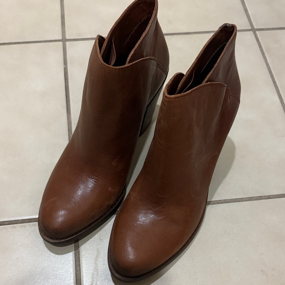 Lucky Brand Tan Leather Ankle Booties